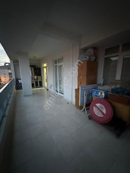 Sincan Osmanlı’da Sitede Acil Satılık Daire 3 + 1 Ara Kat