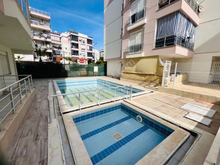 Yüzme Havuzlu , K.otoparklı , Site İçinde 2+1