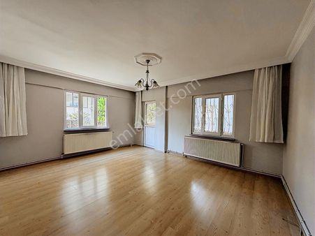 Özpa Gayrimenkul'den Tevfikbey Mah 2.kat 3+1 Satılık Daire