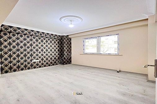 Sima Yapı'dan Merkezi Konumda Balkonlu 2+1 Acil Satılık Daire