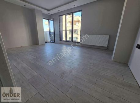 Özgürlük Mah. 3+1 Arakat Daire