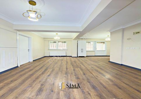 Sima Yapı'da Ana Cadde Yakın Yüksek Kira İmkanlı Bahçeli 2+1