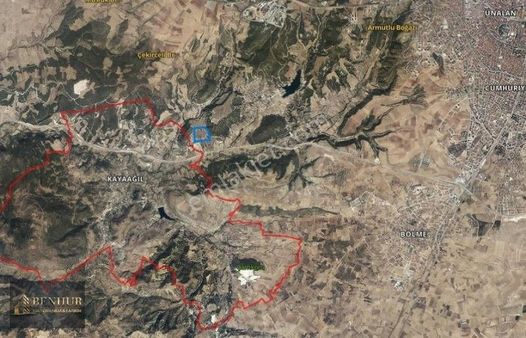 Uşak Merkez Yeşil Karaağaç Köyü Bölgesinde Satılık Arazi