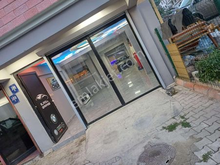 Keçiören Bademlik Caddede 110m2 3-4 Adet Araç Alımına Uygun Satılık Full Yapılı Dükkan