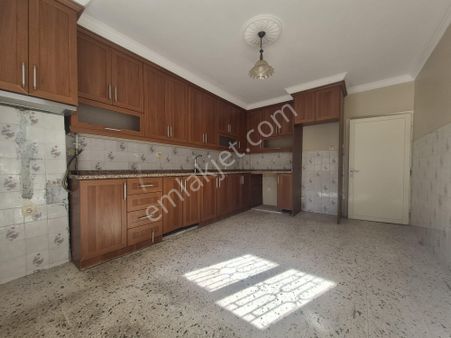 T.özal Ve K.evren Blv. Arası 3+1 Doğalgazlı Müstakil Ev