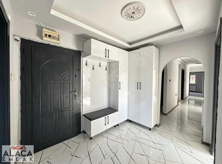 Alacadan Masrafsız Full Yapılı 3 Balkonlu Ebevyn Banyo 4+1 Daire