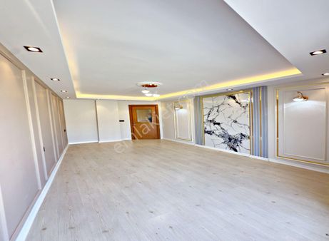 Metrobüse 10 Dk Mesafede 2+1 Ara Kat Yatırımlık Kaçırılmaz Fırsat Daire