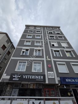 Büyükçekmece Kamiloba'da Yeni Avm'nin Tam Karşısında 2+1 Denize Sıfır Eşyalı Satılık Daire