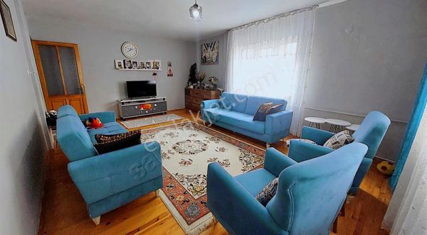 İstiklal Cad. Yakını Geniş 3+1 Satılık Fırsat Daire