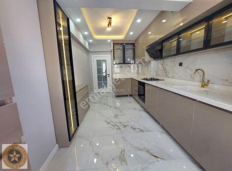 Andiçen Mh.3+1 Salon Bağımsız Full+full Yapılı Ön Cephe Katta