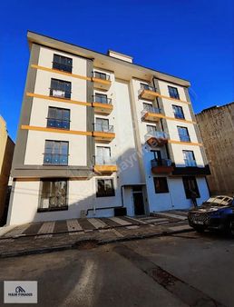 Ümraniye Esenkent Mahallesinde 2+1 Satılık Daire