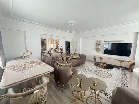 Ceylan Avm Karşısı 3+1 Yapılı Acil Satılık Daire