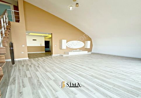 Sima Yapı'dan Metrobüse 5 Dk Şehir Manzaralı Teraslı 4+1 Daire!