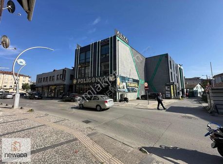 Çark Caddesine Yürüme Mesafesinde Satılık 1+1 70 M2 Ofis