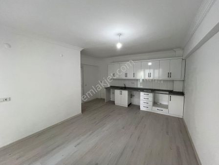 Alanya Tosmur Mah.denize 150 Mt.satılık 2+1 Daire