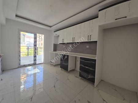 Merkezi Konum Sıfır Ara Kat Güney Cephe Satılık Daireler...