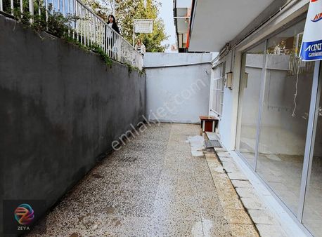 Aydın Caddesinde Yatırımlık Köşe Dükkan