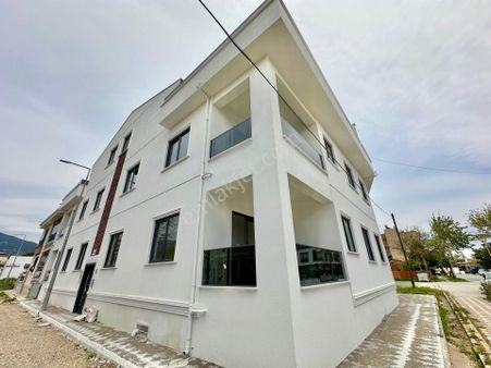 ✨ay Emlak'tan✨zeytinli'de Kazdağları Eteklerinde Ön Cephe Müstakil Tadında Satılık 2+1 Sıfır Daire