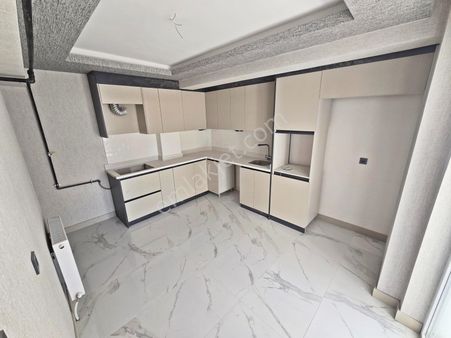 Memur Veya Memur Kefil Şartıyla Menderes Mah. Lüks 3+1 Daire