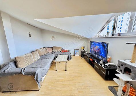 Beşiktaşın Kalbinde 1+1 Çatı Katı Daire