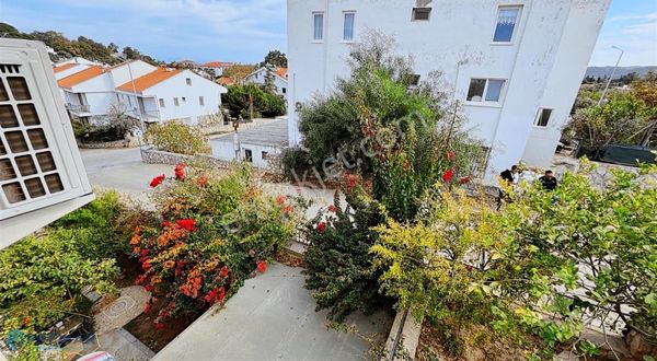 Premar Datça Merkez'de Denize Çok Yakın 1+1 Üst Kat Daire