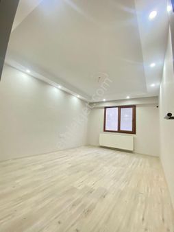 Muradiye 3+1 Kapalı Mutfak Ara Kat