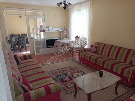 Kuşadası Kadınlar Denizi Kelepir Fiyat Acil Satılık 3+1 Daire