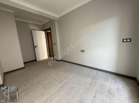 Ata Yapıdan Fatihte Arakat Sıfır 140m2 Önü Açık 3+1 Ebvyn.