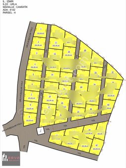 Urla Cami Atik'de 250 M2 Fırsat Parsel