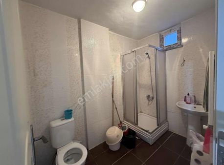 Arnavutköy Taşolukta Etrafı Açık Manzaralı 3+1 Kiralık