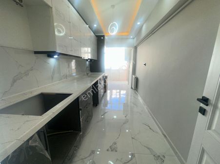 Turyap'tan Yakacık Mah Merkezi Lokasyonda Full Yapılı 95m2 Full Yapılı Metro Yakını