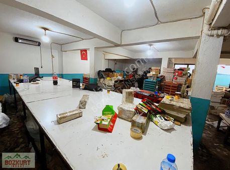 Akşemsettin Cami Civarında 90 M Dukkan 30 M Hisseli