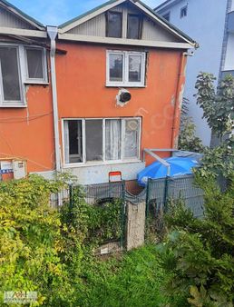 Adapazarı Karaağaçdibinde 2 Katlı Müstakil Ev