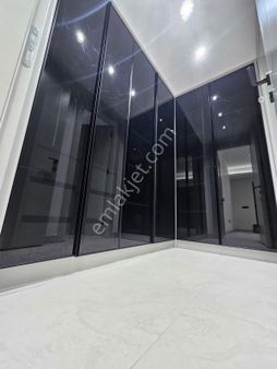 Denizli Yenişafak'ta 3+1 170 M2 Panjur Ebeveyn Banyolu Giy.odalı Ultra Lüks Daire