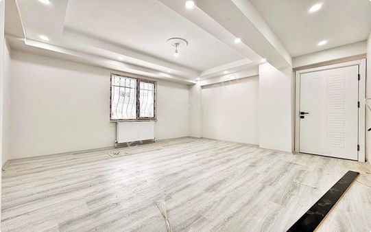 Az-er Yapıdan Ömer Halis Demir Mah'de Satılık Ön Cephe 2+1 Daire