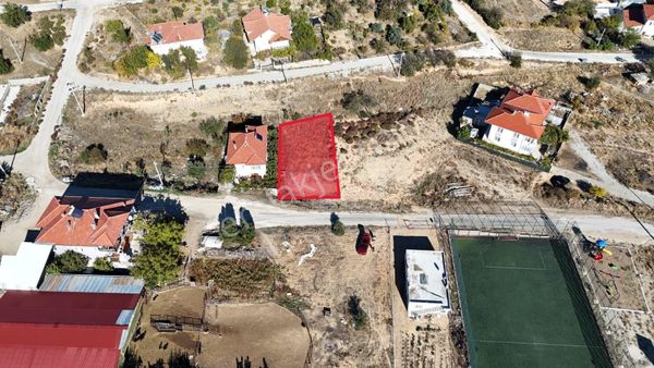Korkuteli Yeşilyayla'da Satılık 350 M2 İmarlı Konut Arsası