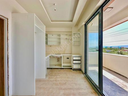 Yüksel'den Zeytinli'de Arkat Öncephe Ultra Lux Fırsat 1+1 Daire