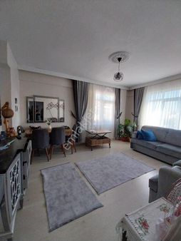 Kocaeli Gölcük Donanma Mahallesi Satılık 2+1 Yapılı Daire