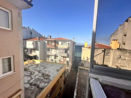 Güzelyalı Yalı Mh.full Eşyalı Deniz Manzaralı 2+1 Satılık Arakat