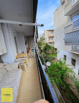 Bayraklı Mansuroğlu Bölge Metro Yakını Satılık 3+1 Daire