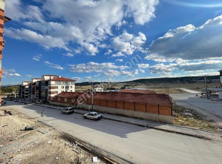 Asel'den Z.tepe Doktorlar Sit.komşu 3+1 Arakat Güney-doğu Cephe