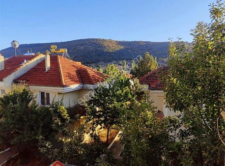 Asel'den Ilıca Site İçi Tripleks Doğa Manz.termal Bölge Villa