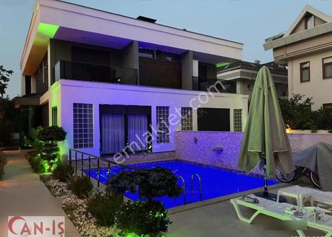 Kemer Merkezde Tek Tam Kalbinde Müstakil İkiz Villa Can-iş Emlak