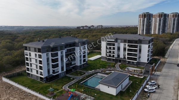 Cadde Gayrimenkul’den Çerkezköy Tepe Site İçi 2+1 Satılık Daire