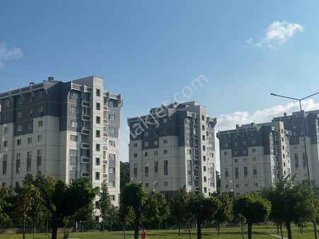 Halkalı Atakent Mah.toki Açelya Sitesinde 2+1 Satılık Daire