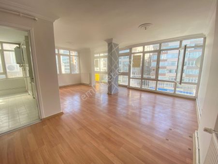 Hatayda Cadde Üzeri 3+1 Deniz Manzaralı Asansörlü