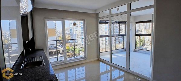 Full Yapılı Yeni Arakat Satılık 3+1 Site Dairesi