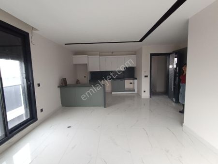 Kuşadası Merkezde Satılık Sıfır