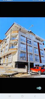 Sarılar Mahallesi'nde 2 + 1 Ara Kat Daire Üç Satılıktır