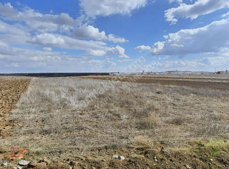 Clk Gmden Toplu Ulaşıma Yakın Şehre 15 Km Mesafede Satılık Tarla